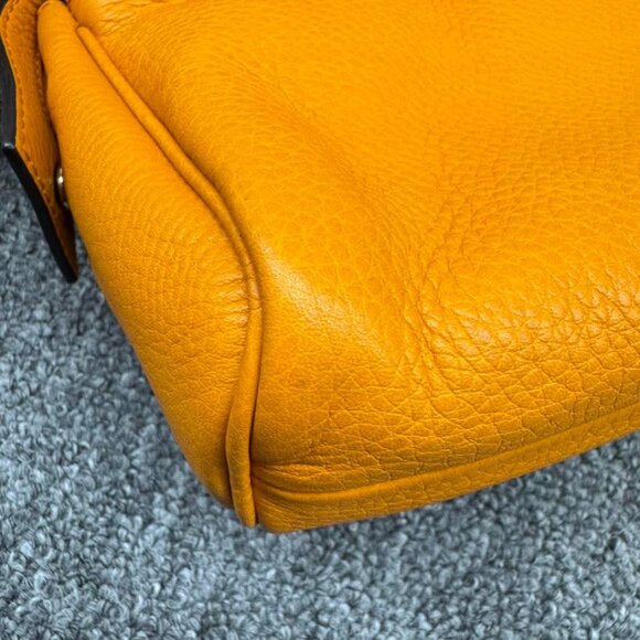 Gucci Leather Pouch Bag 250-071125 - Picture 7 of 13